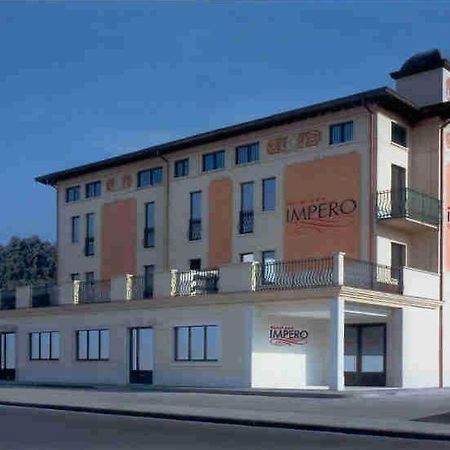 Hotel Impero Brescia Exterior foto