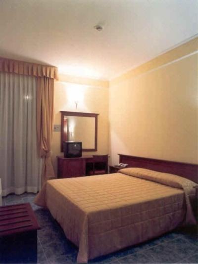 Hotel Impero Brescia Habitación foto